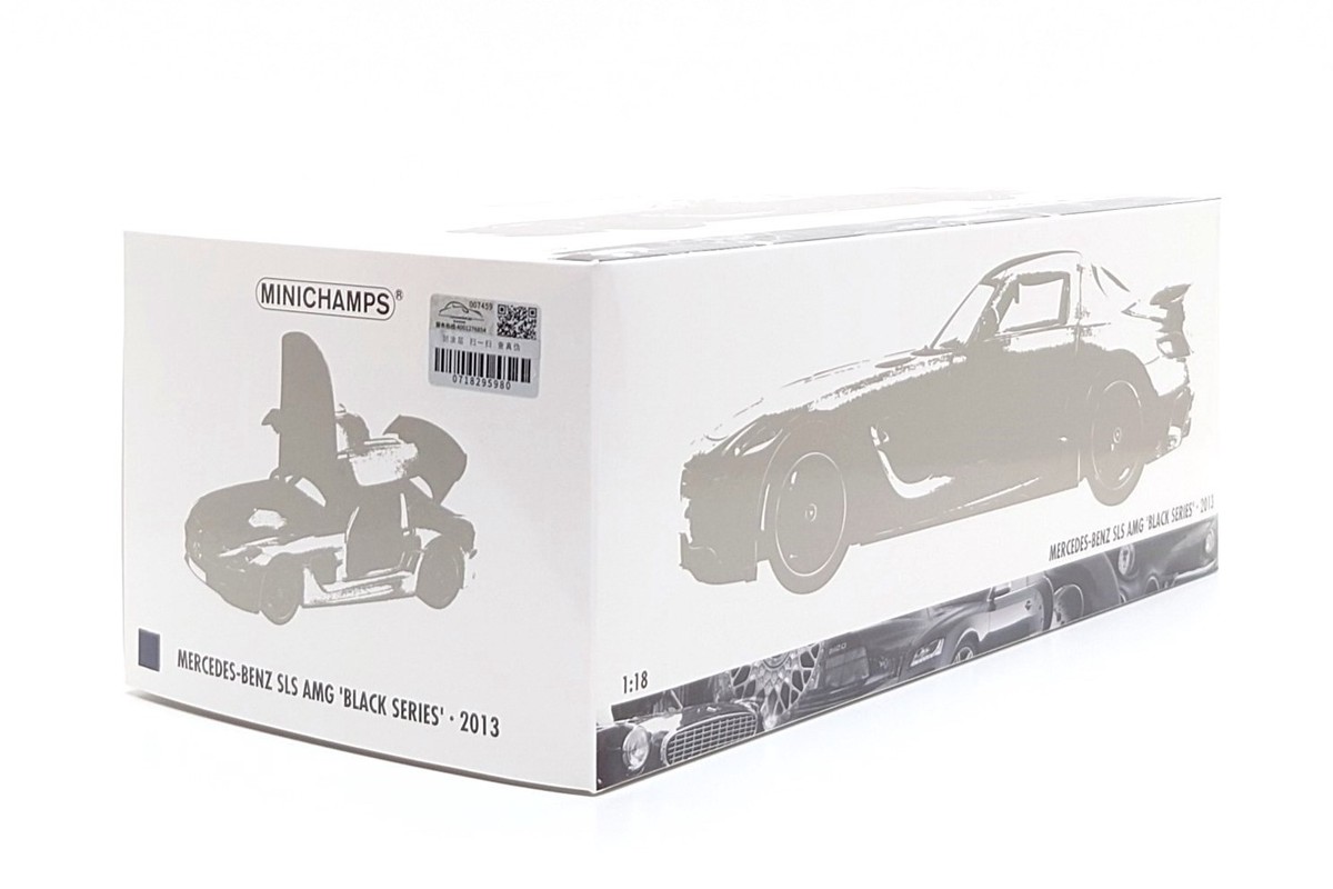 Minichamps 1:18 Mercedes-Benz SLS AMG Black Series in Daytona Blue