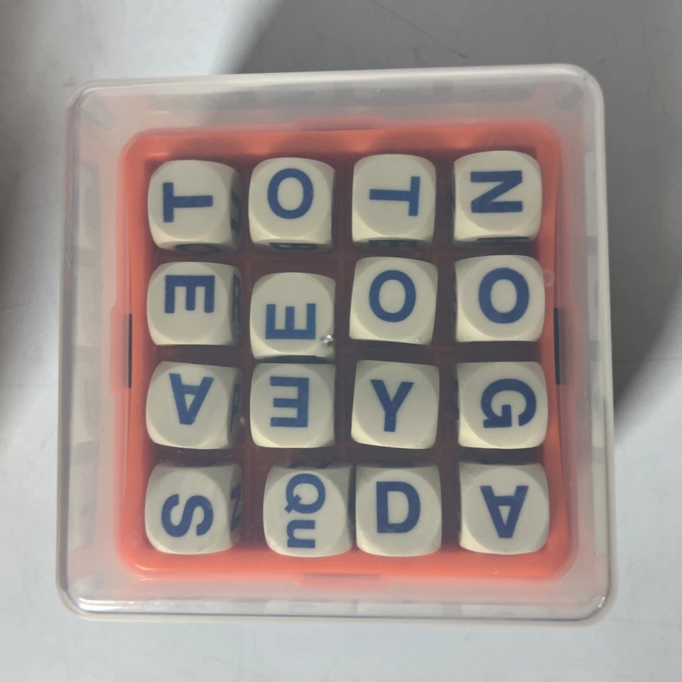 Boggle Board Game 16 CUBES SHAKER ONLY With Box No Timer - Image 2 of 4