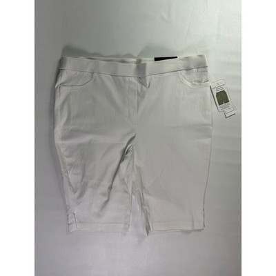 Alfred Dunner NWT Women's Size 18 White Stretch Pull On Knee Length Shorts