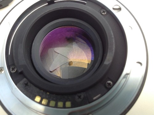 Clean Yashica 50mm f/1.8 AF Lens for 200AF or 230AF Film Camera, AF not tested - Picture 8 of 11