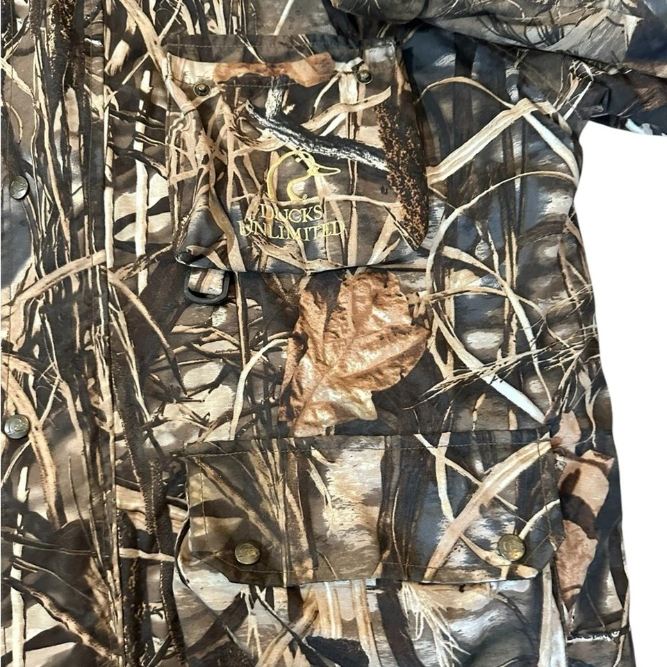 Men’s Ducks Unlimited by White Water Outdoors Rain Blocker 2 in 1 Camo Size L - Image 2 of 4