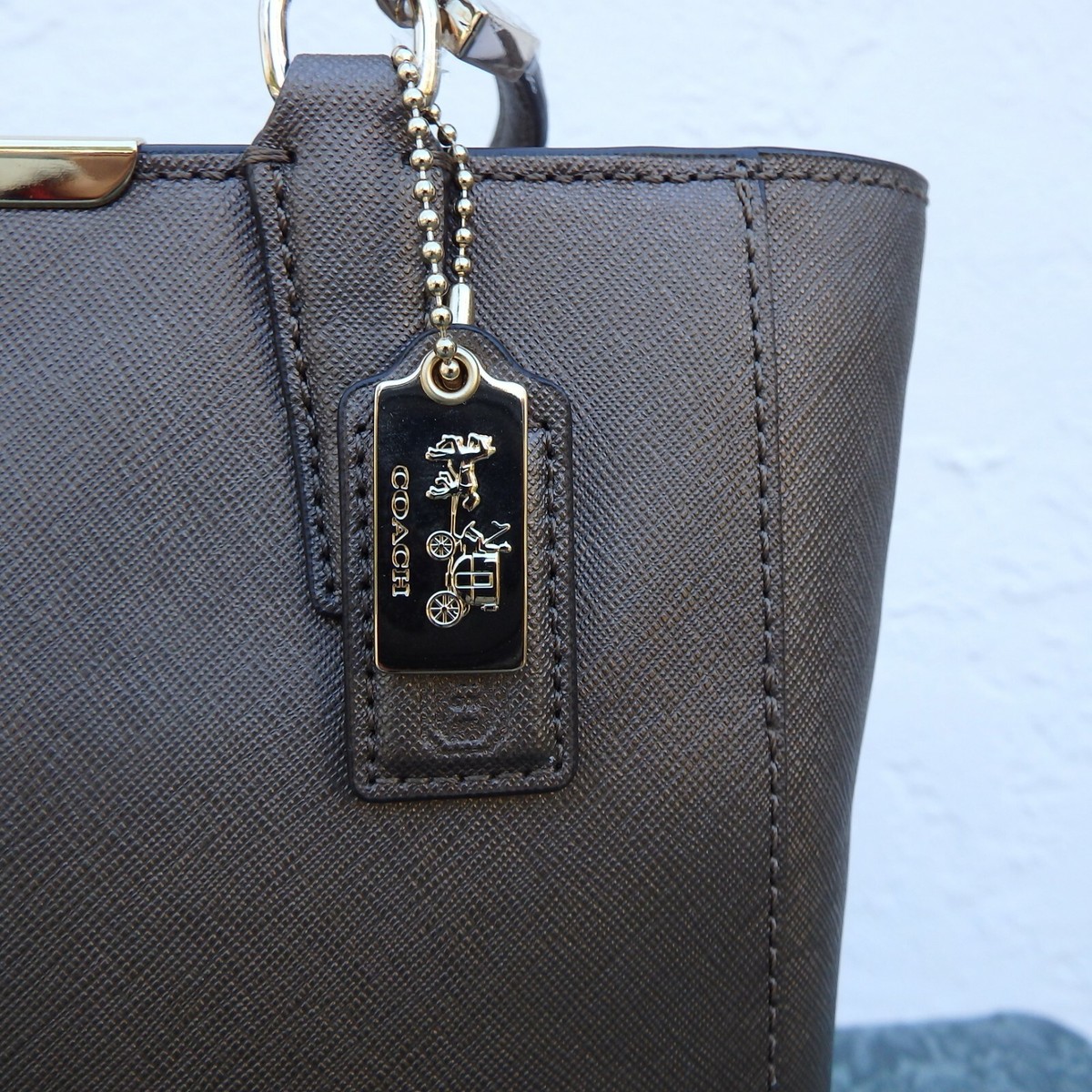 国内即発♪COACH ☆ Mini North/South Tote in Saffiano 29001 NWT Coach 29001 Saffiano Leather Mini North South Tote Bag