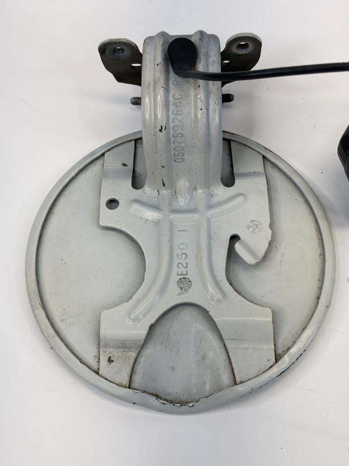 20092020 Dodge Journey Fuel Filler Door Gas Tank Lid Cover 05076926AC