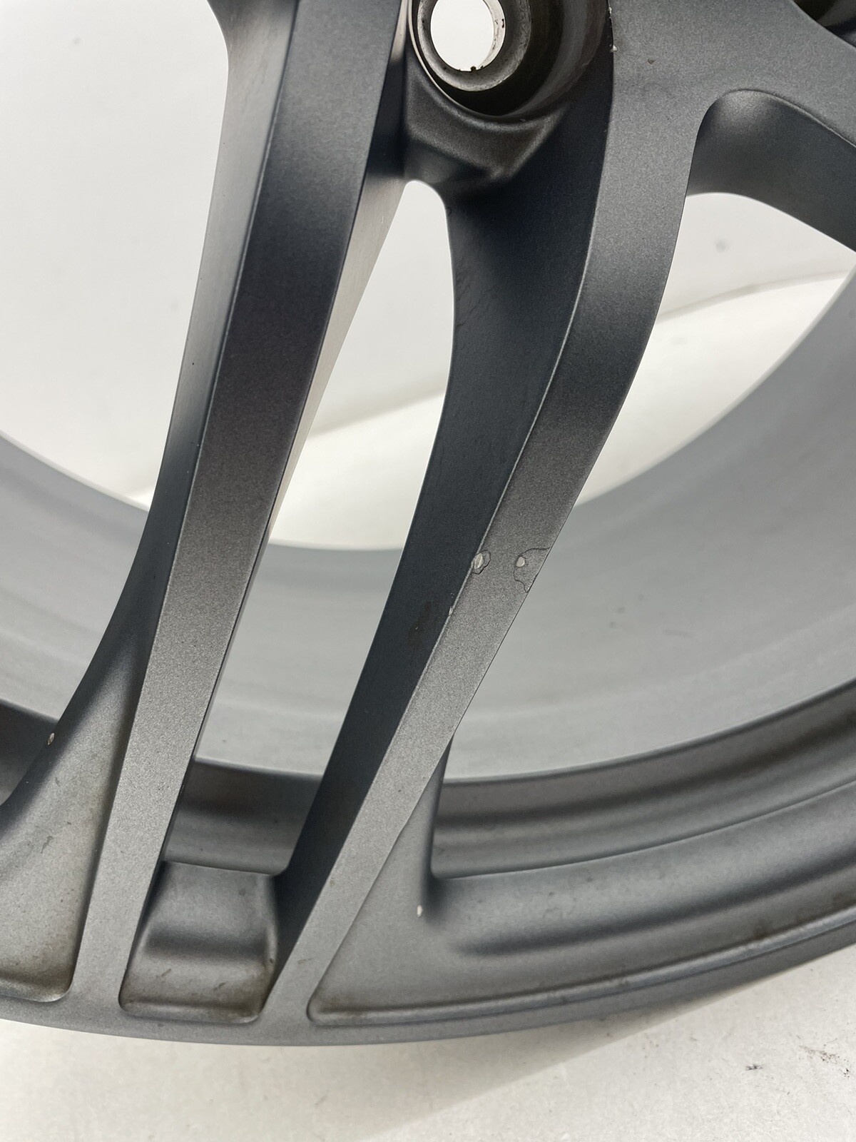 2011-2014 Audi R8 19x8.5 Double Spoke Titanium