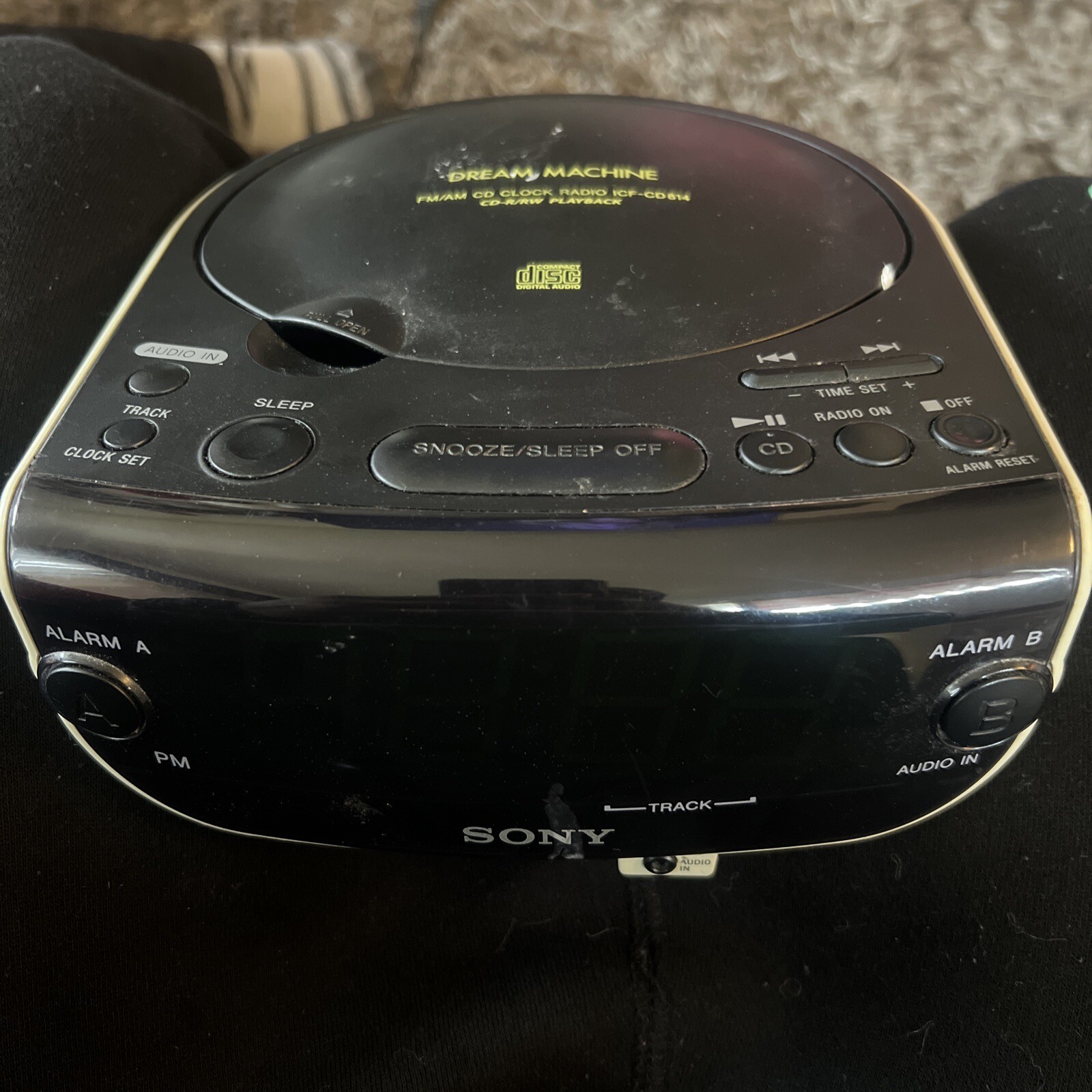 Sony Dream Machine AM/FM CD Clock Radio ICFCD815 CDR/RW Playback