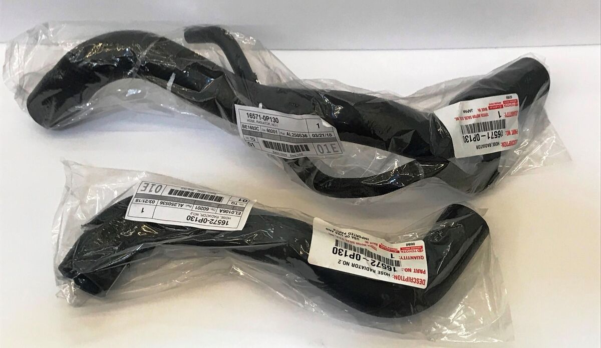 LEXUS OEM FACTORY UPPER AND LOWER RADIATOR HOSE SET 2007 LEXUS OEM FACTORY UPPER AND LOWER RADIATOR HOSE SET 2007