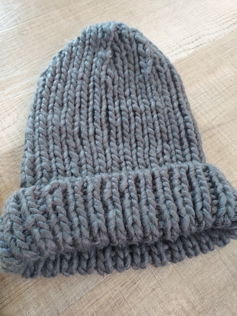 For Love & Lemons Knit Chunky Beanie Winter Hats Lot Of 2  display picture 1