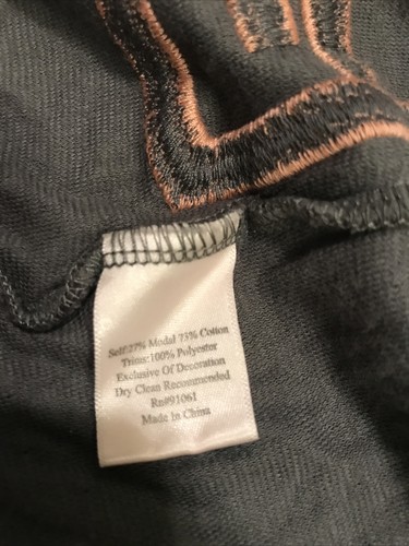 BIYA Johnny Was Geometric Embroidered Gray Sweater Small - Picture 6 of 7