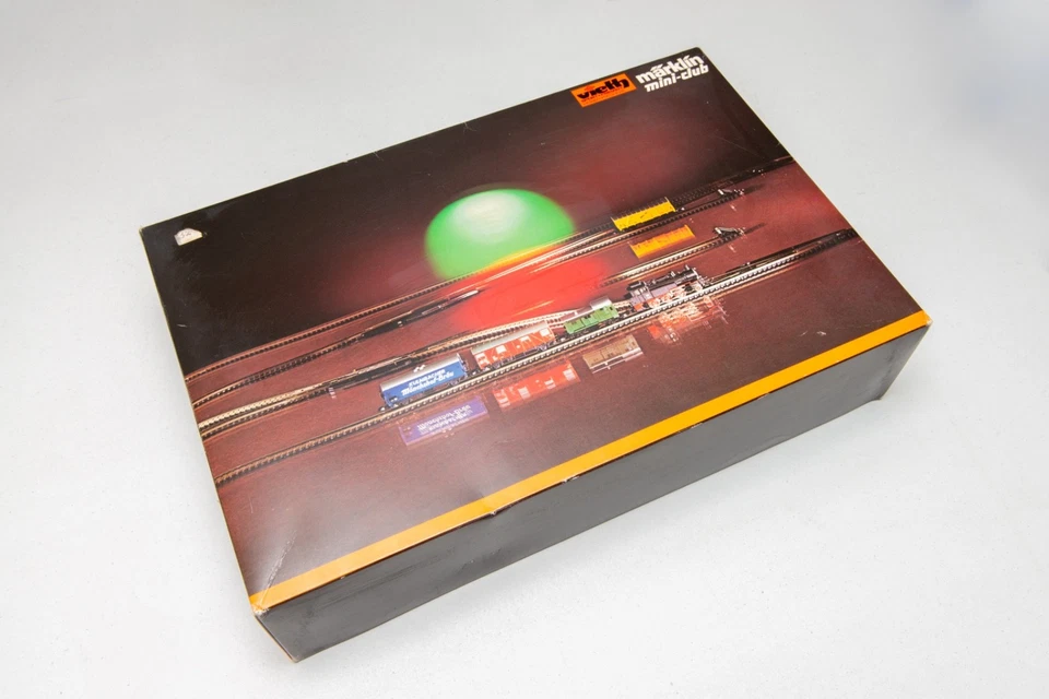 Märklin Z Startpackung 8158 mit Trafo 37670 und Gleispakket - Bild 4 von 4