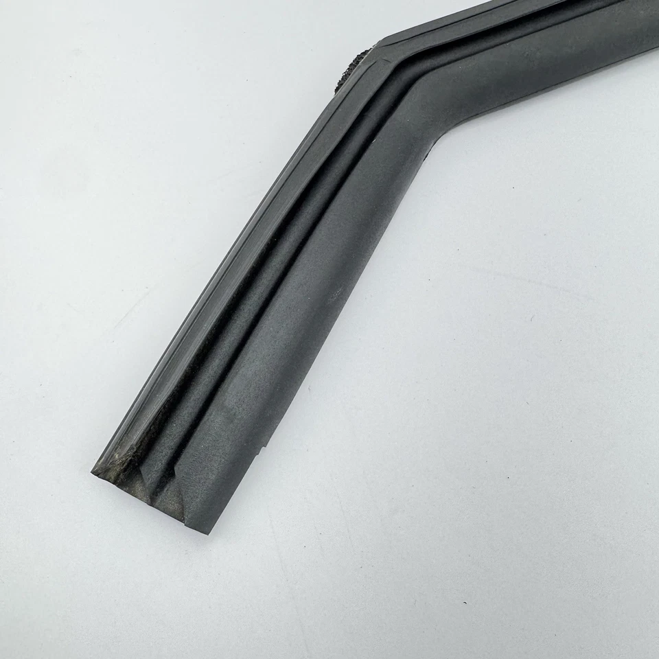 KIA K5 2021-2024 SEDÁN PUERTA TRASERA DERECHA PANEL VENTANA CRISTAL CANAL FUNCIONAMIENTO SELLO OEM Foto 2 de 4