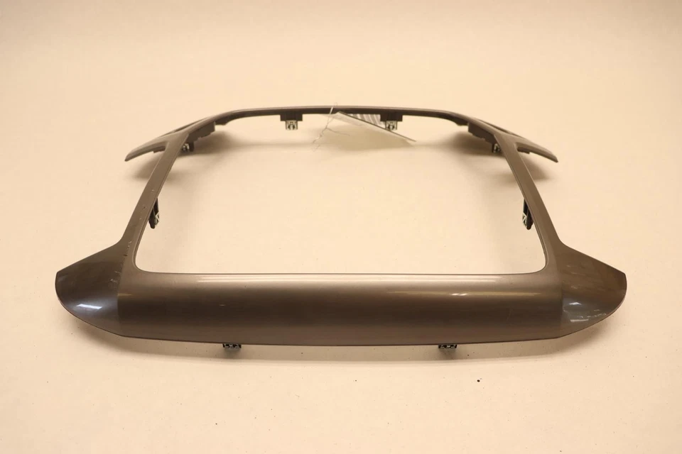 2014-2018 CHEVY SILVERADO 1500 DSAHBOARD RADIO TRIM BEZEL COVER PANEL OEM - Image 4 of 4
