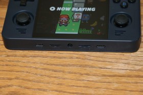 Powkiddy RGB30 Handheld - with minUI OS and extra micro sd cards