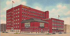 Postcard Mankato Minnesota Hotel Ben Pay with Vintage Autos Along Street