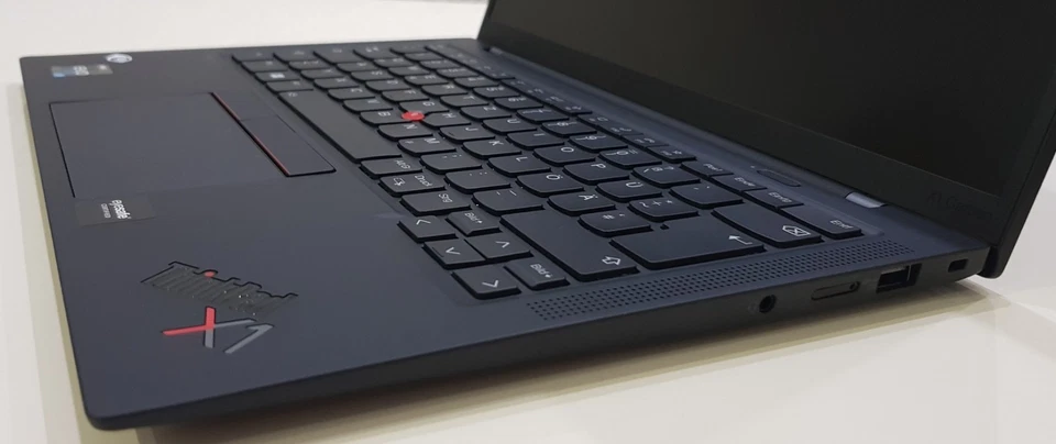 Lenovo ThinkPad X1 Carbon · i7-1255U · 16GB · 512GB, Foto 3 von 5
