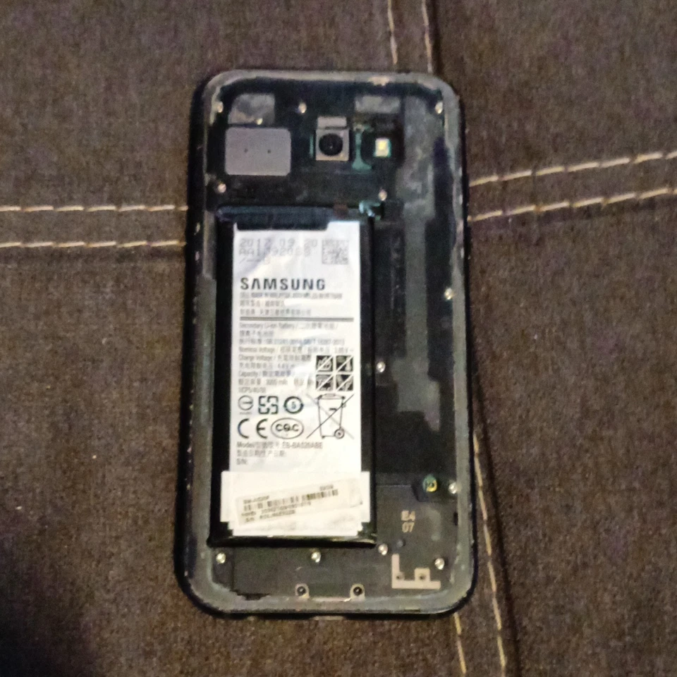 Samsung Galaxy A5 (2017) · 32GB, Foto 2 von 2