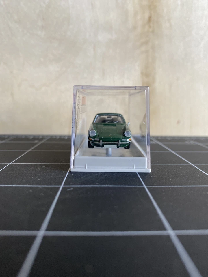 Brekina 16202 Porsche 911 T cupé - verde - 1:87/HO Foto 2 de 4