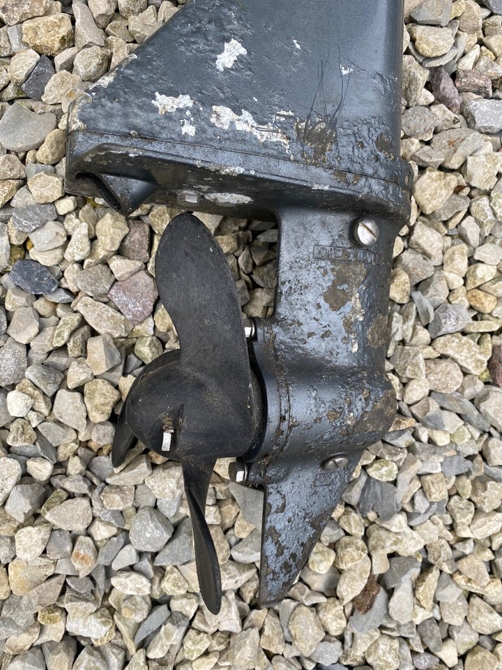 Mariner Mercury 2.5hp 2 Stroke Short Shaft Outboard Engine Gearbox