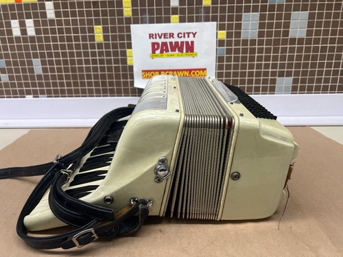 COVELLA ACCORDION #524 VINTAGE!!!! (R7B013119) - Picture 7 of 8