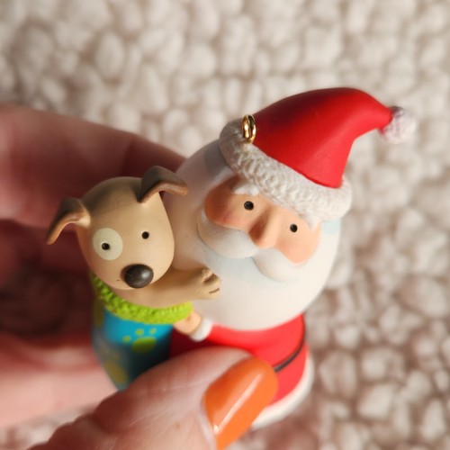 Hallmark Keepsake 2012 Ornament Exclusive VIP Gift Stocking Stuffing Santa Puppy - Picture 5 of 7