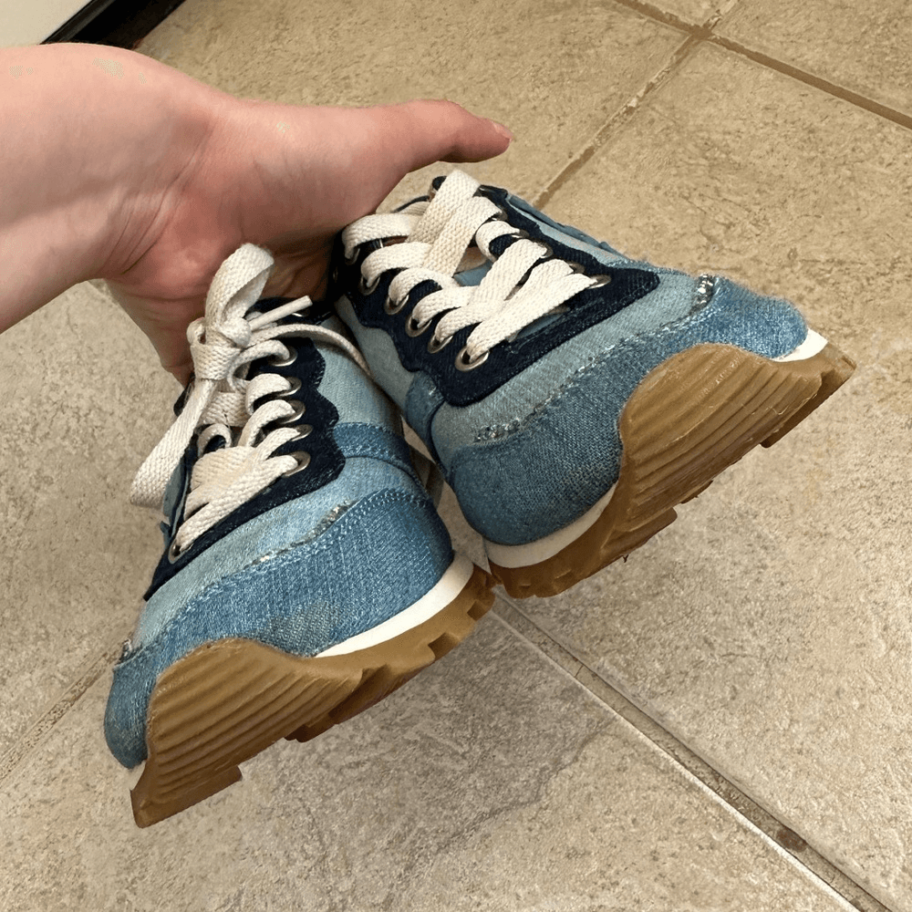 COACH SIZE 7 floral leather Jean denim shoes sneakers jeans COACH SIZE 7 floral leather Jean denim shoes sneakers jeans