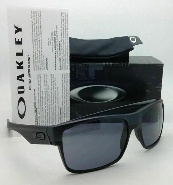 Oakley Designer Sunglasses Fuel Cell OO9096-H660 in Polished-Clear & Torch  Iridi - Speert International