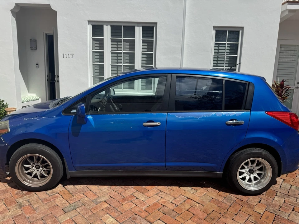 Nissan Versa 2007 Negotiable Car Great Condition - Image 3 of 3