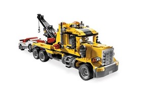 New In Box (6753) LEGO CREATOR: Highway Transport 