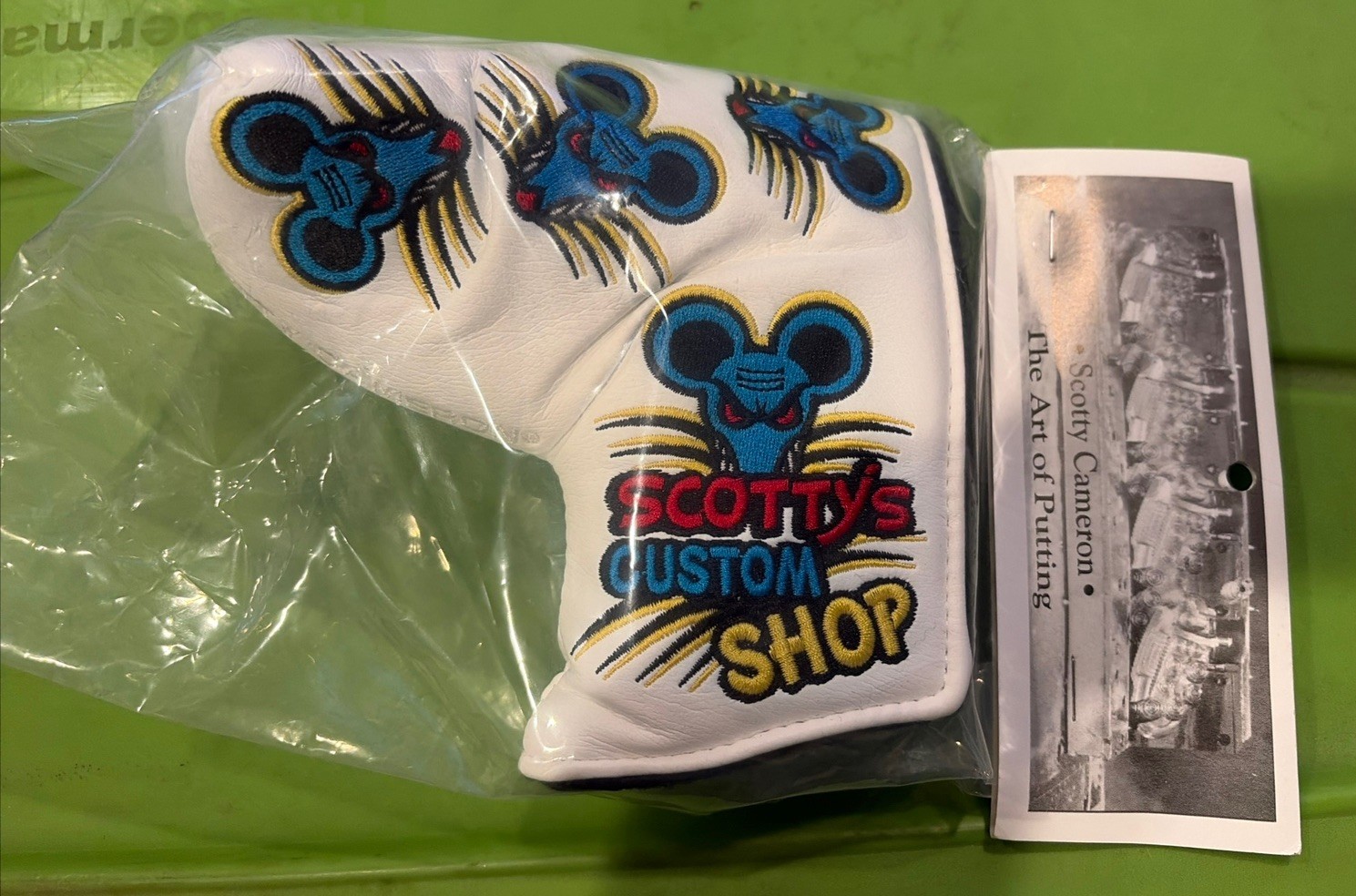 BNIB-Scotty Cameron Headcover - Dirty Rat White. Mallet cover Very Rare