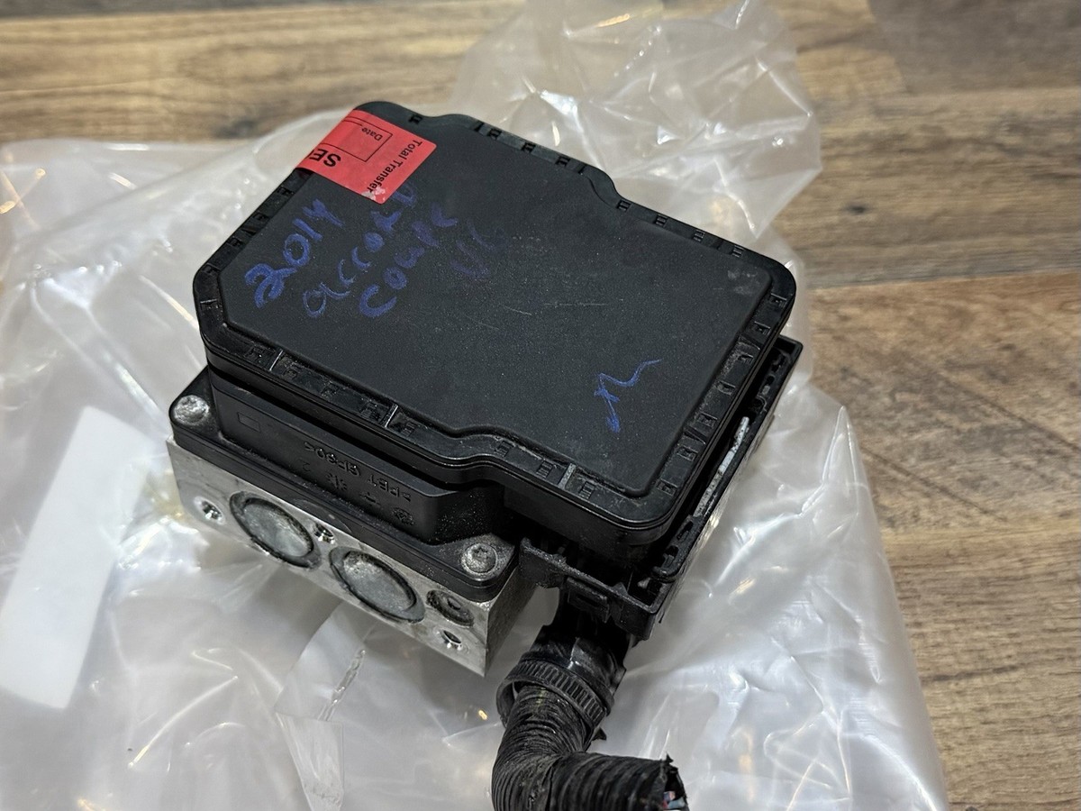 Honda OEM 14-15 Accord ABS Anti-lock Brakes-modulator Valve