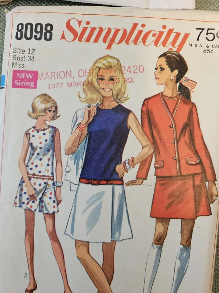 Lot Of 4 1960s Sewing Patterns McCalls Simplicity  Dresses Size 12 Apron - Image 4 of 4