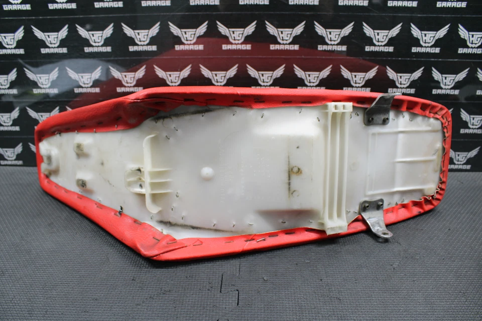 97-06 HONDA CR80 CR80R CR80RB CR85R CR85RB OEM RED SEAT SADDLE FOAM PAN COMPLETE - Image 4 of 4