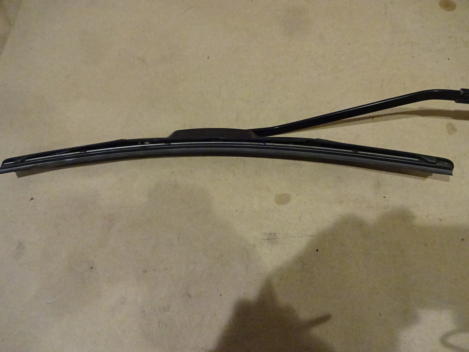 Ferrari California - RH Passenger Windshield Wiper Arm With Blade - P/N 69771100