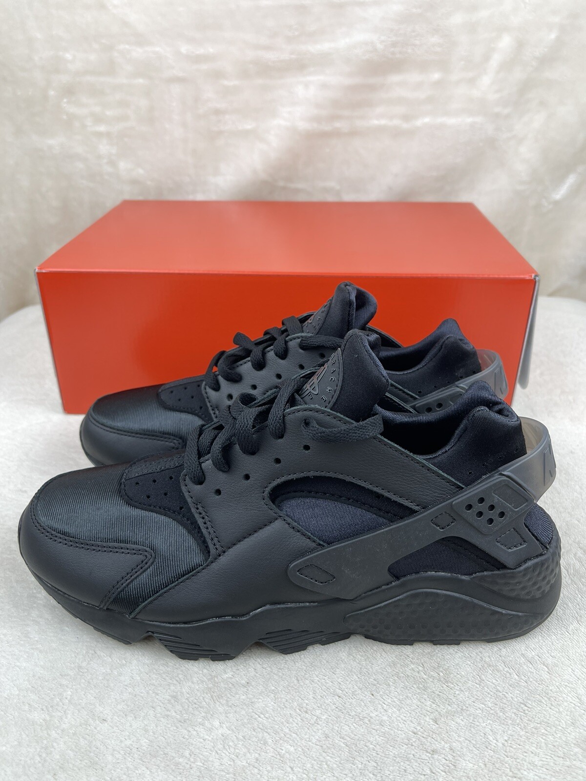 triple black huarache size 3
