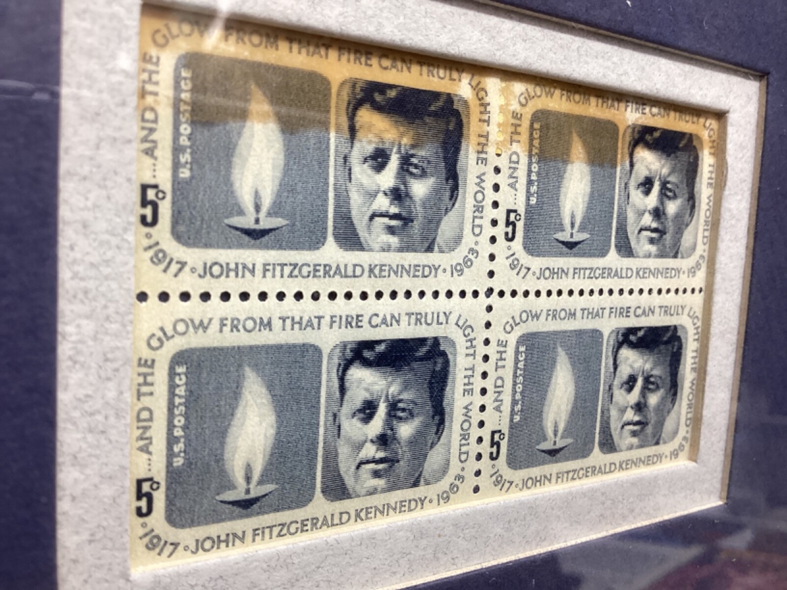 FRAMED JOHN F KENNEDY LIMITED EDITION STAMPS COINS & PHOTO 1964 7187/