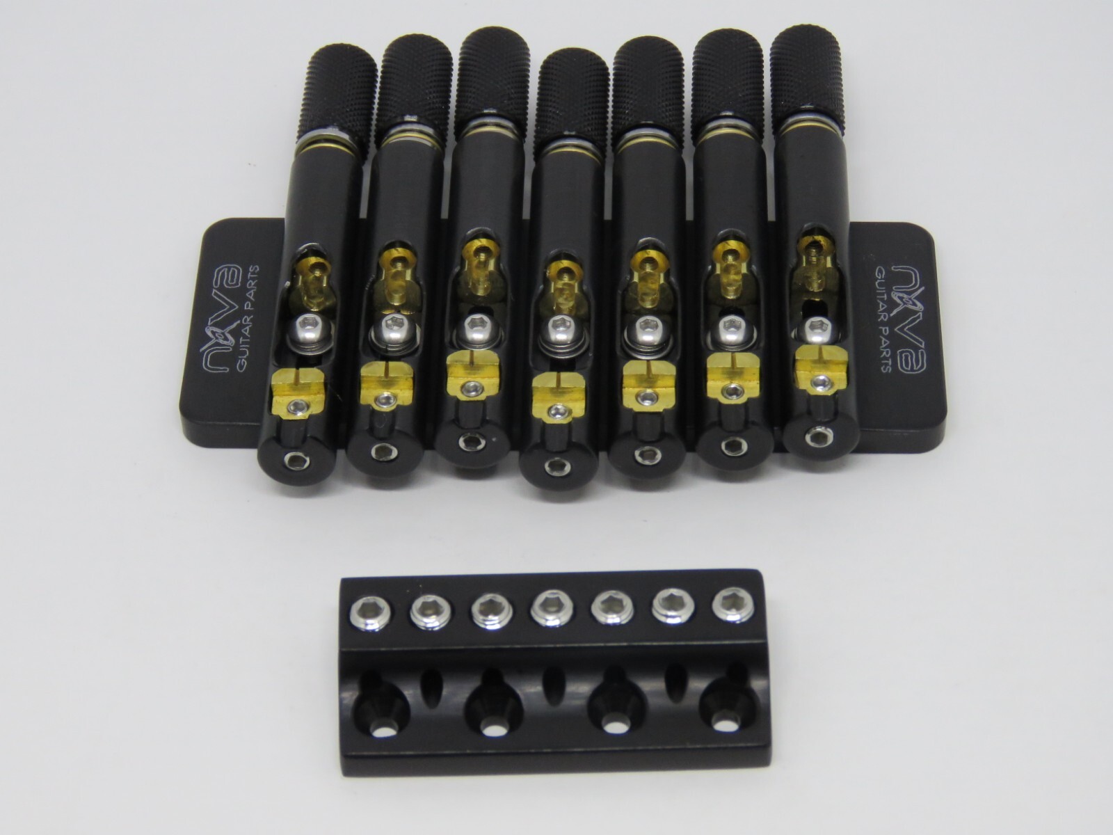 Ponte per chitarra senza testa 7 corde con cuscinetti di spinta di Nova Guitar Parts foto 4