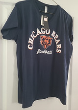 NEW CHICAGO BEARS Wmn's XL vs LG V-Neck Tee T-Shirt NFL X-Large NWT 30