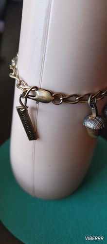 NEW BURBERRY SET- ACORN CHARM GOLD TONE CHAIN,BRACELET,RING MADE IN ENGLAND - Picture 21 of 21