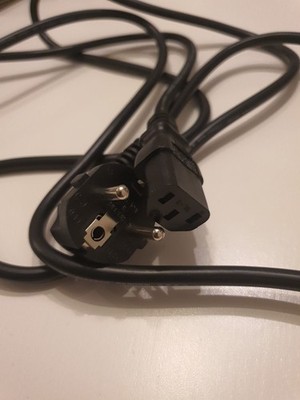 EU Stecker auf IEC C13 Stromkabel 2,5m 10A 250V Schuko PC Monitor Wasserkocher Kabel