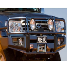 ARB 3413190 DELUXE BULL BAR W/ WINCH MOUNT FOR TOYOTA LAND CRUISER 100 SERIES