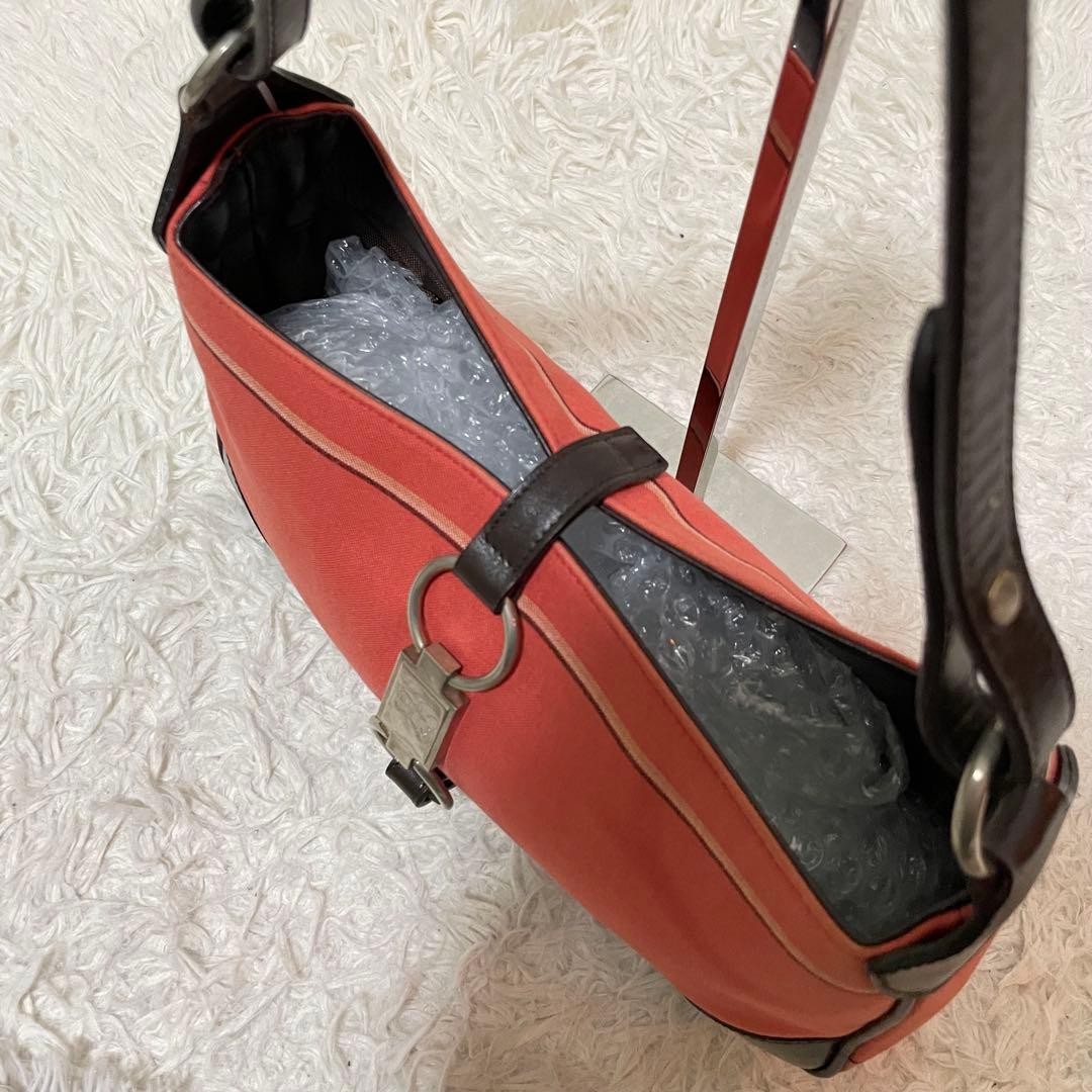 Burberry Blue Label One Shoulder Hobo Bag Red Leather Horse Logo Silver New thumbnail 7