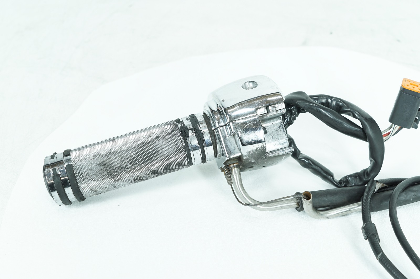 00 Harley Sportster XL 1200 Custom OEM Right Engine Start Kill Switches Controls