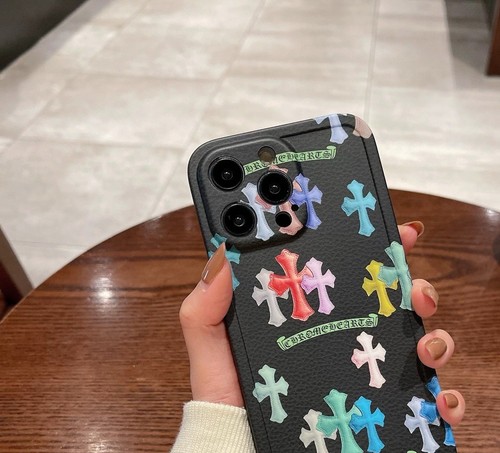 Coque iPhone 15 PRO couleur noir denim imprimé logo CHROME HEARTS 2025 Japon - Photo 2 sur 8