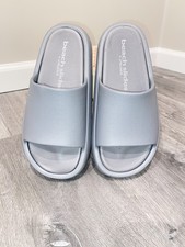 NIB J/Slides, Squishy Beach Slides, Women s Size 6M, Gray