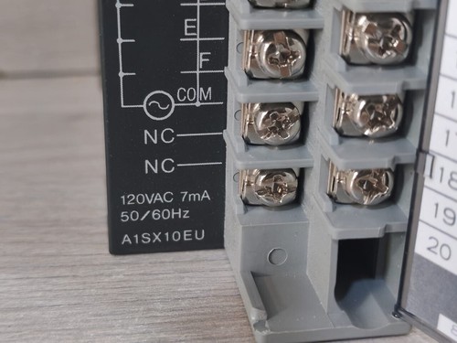 MITSUBISHI A1SX10EU INPUT UNIT 120VAC 7mA- NEW WITH BROKEN TOP COVER - Picture 8 of 14