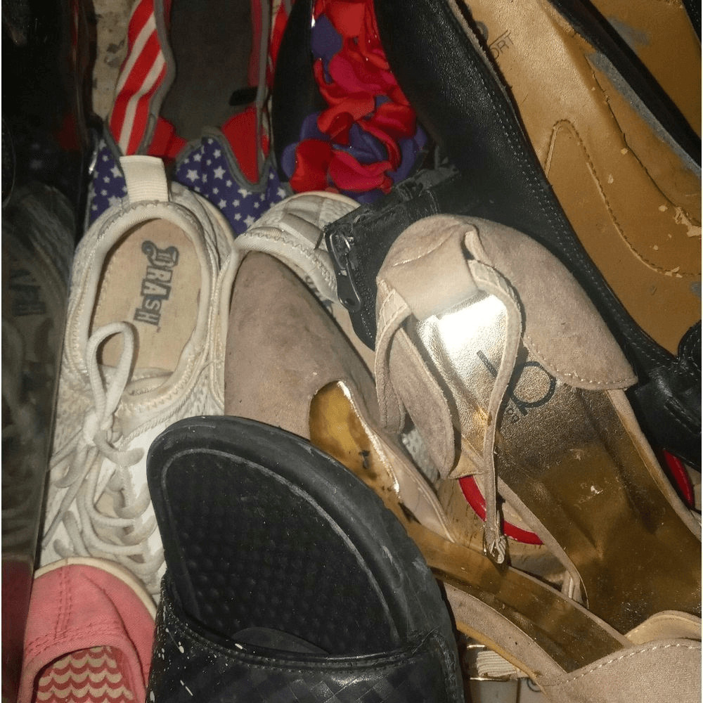 Shoe  bundle - image 4