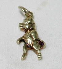 9ct Gold Standing Pig In A Hat And Coat 22670