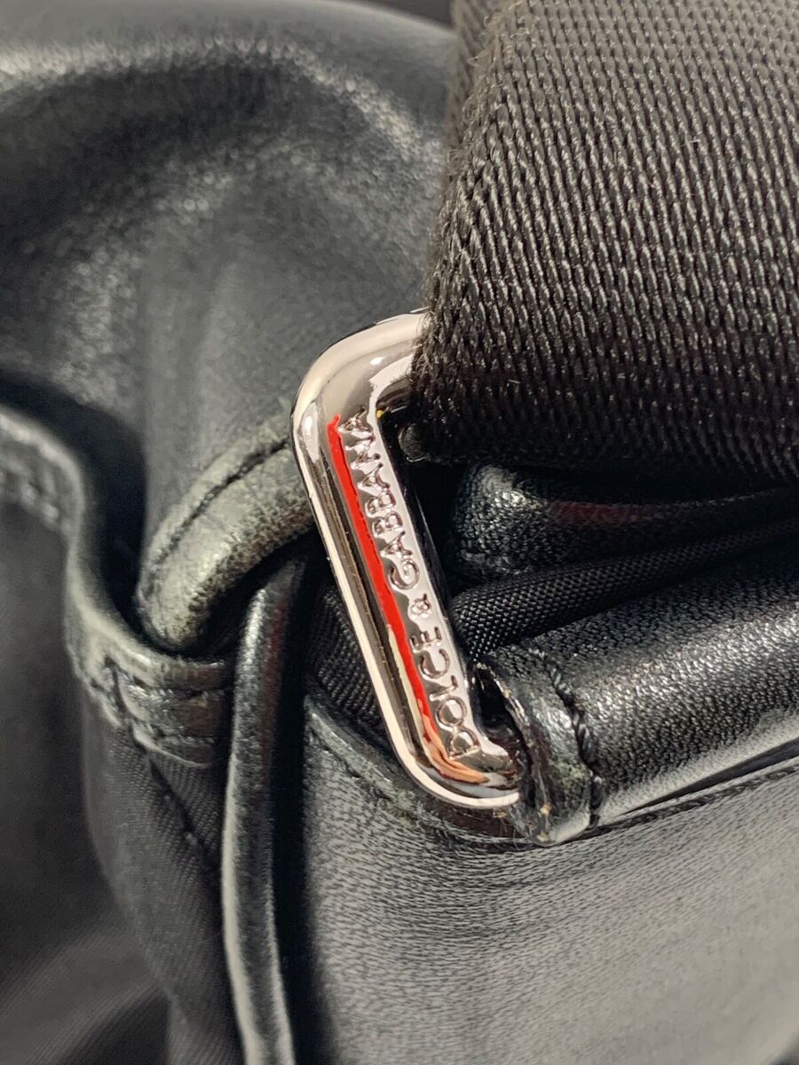 Genuine vintage DOLCE & GABBANA black leather nylon flap Genuine vintage DOLCE & GABBANA black leather nylon flap