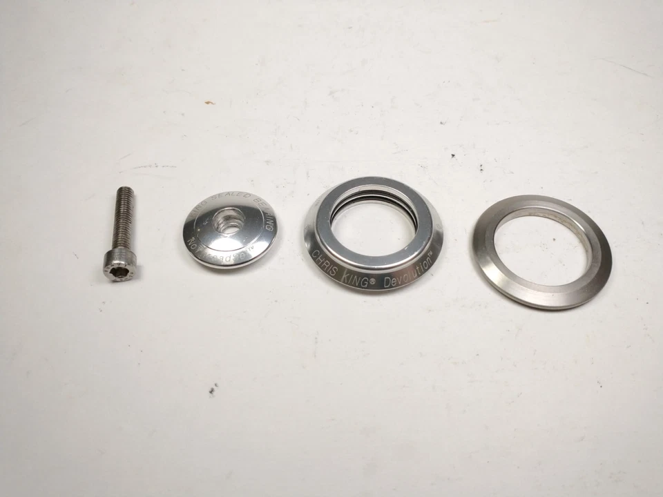 Chris King 1-1/8" a 1-3/16" Devolution NoThreadset - Plateado  Foto 3 de 4
