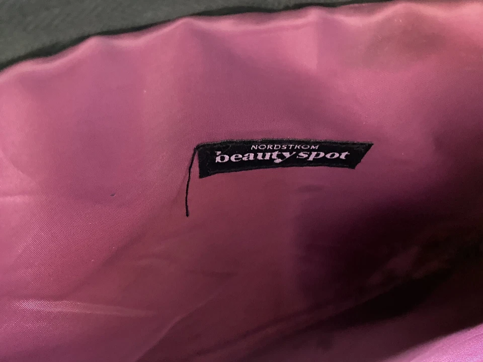 Bolso de Cosméticos NORDSTROM Beauty Spot Almacenamiento de Maquillaje Cremallera Muñequera Foto 3 de 3