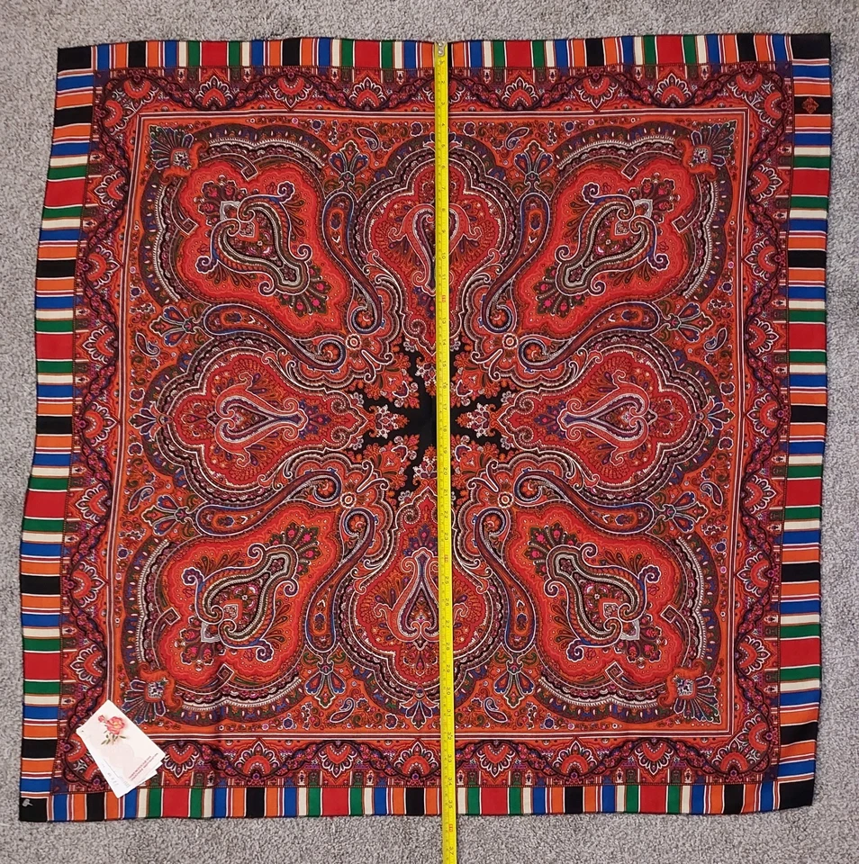 Women's Pavlovo Posad 100% Pure New Wool Shawl "Tatiana" Design 90cm x 90cm NWT - Image 2 of 4